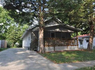 2827 SE Wisconsin Ave, Topeka, KS 66605