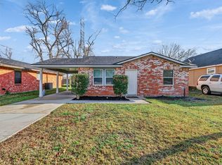 2613 Timber Dr, Dickinson, TX 77539