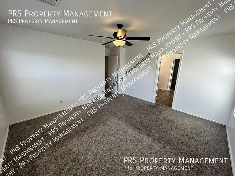 45563 W Starlight Dr — Photo 41