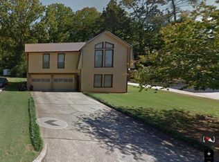 6825 Cherokee Dr, Fairfield, AL 35064