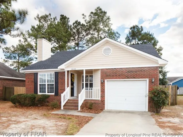 3835 Goforth Dr, Hope Mills, NC 28348