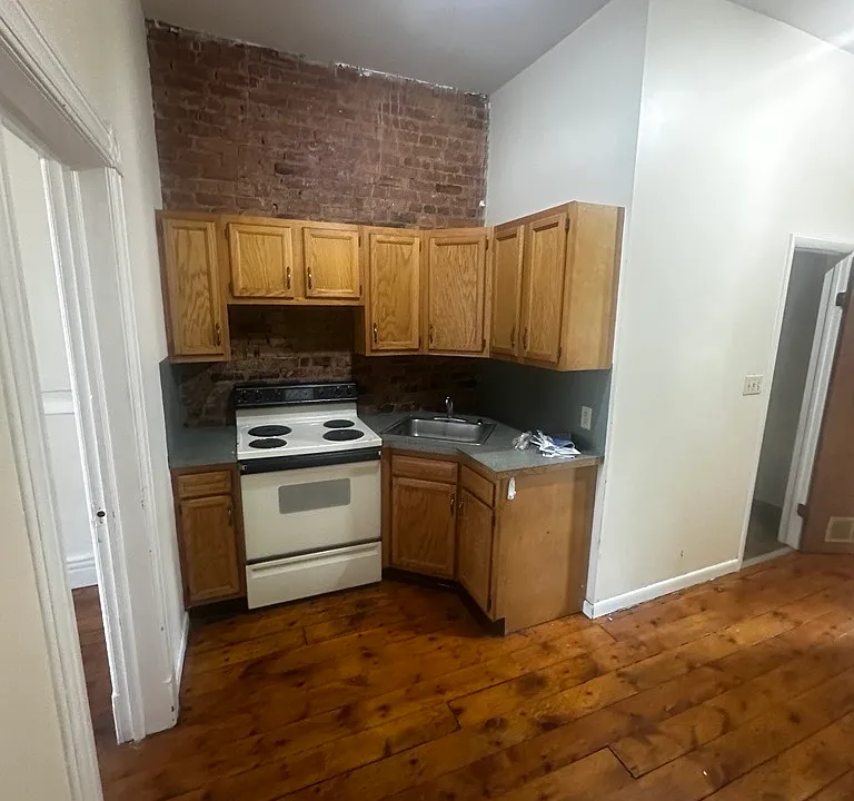 158 Western Ave #1