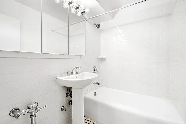 Rented by Corcoran | media 2