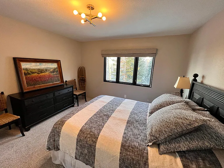 127 Maple Ridge Ln — Photo 33