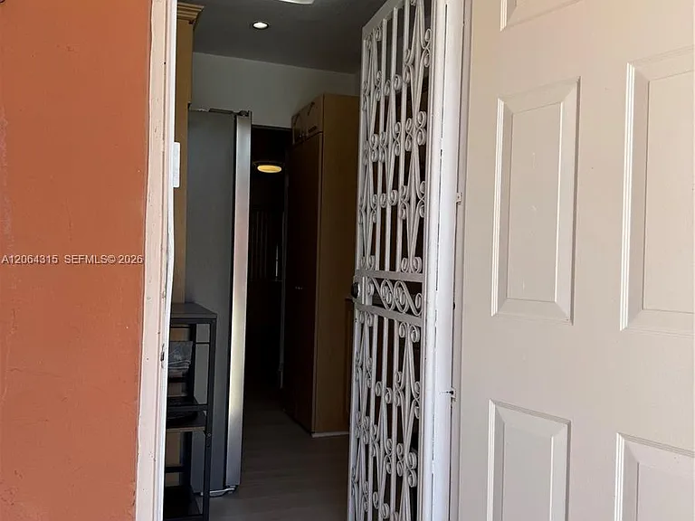 3660 SW 10th St #7A — Photo 23