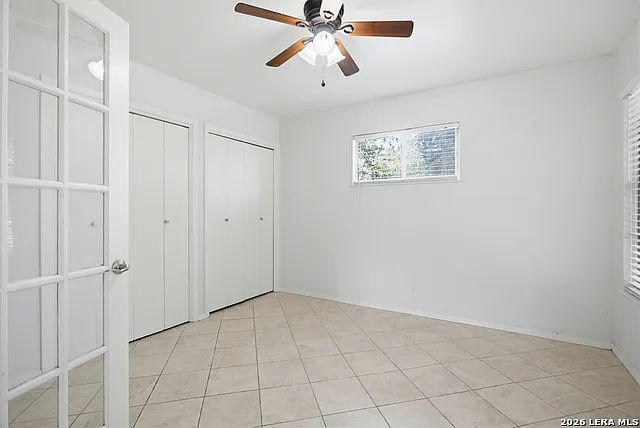 2125 E Lawndale Dr — Photo 11