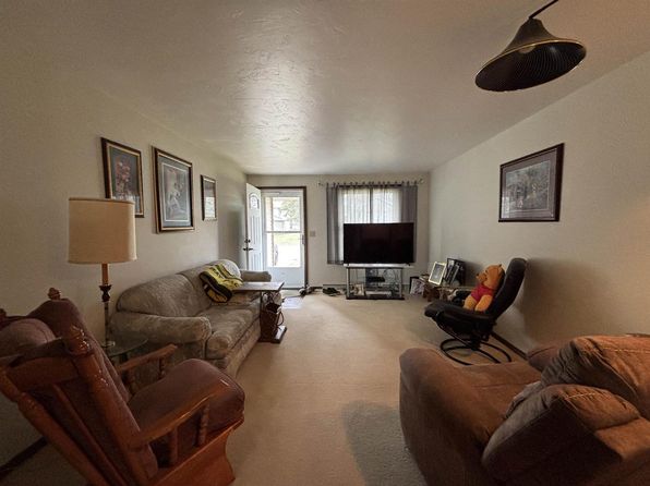 1001 GREEN RIDGE DRIVE, Green Bay, WI 54313