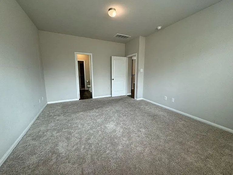 2218 Angie Kaye Dr — Photo 12