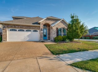 629 Wilmington Ln, Aubrey, TX 76227