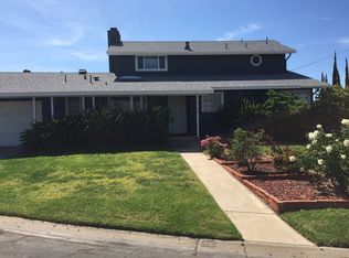 9150 Altamont Rd, La Mesa, CA 91942