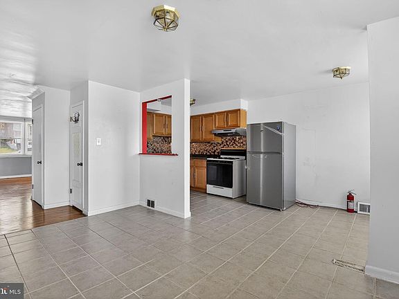 5th image of 4026 Gideon Rd