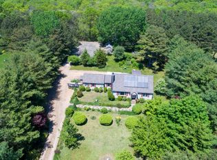 51 Head Of The Pond Rd, Oak Bluffs, MA 02557