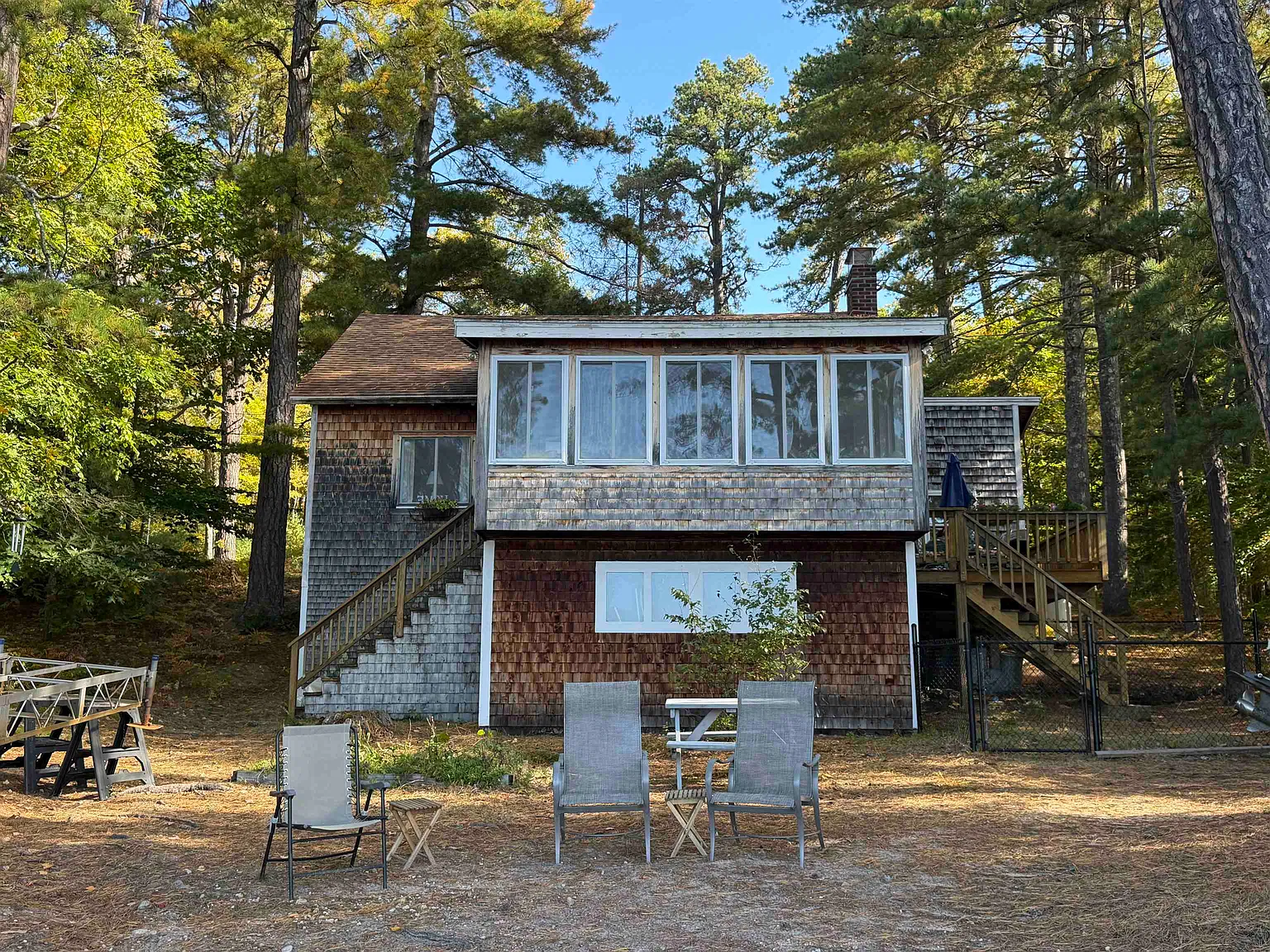 3 bed, 1.0 bath, 1064 sqft, $1,800 — Photo 4