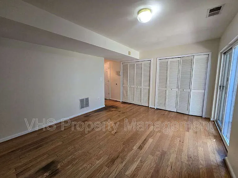 6186 Library Ln — Photo 5