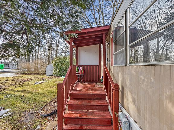 5th image of 3902 Lockport Olcott Rd