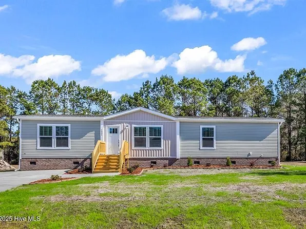 1884 Rolling Green Drive SW, Supply, NC 28462