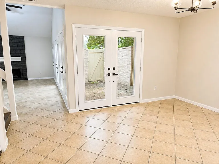 6106 W Airport Blvd #18 — Photo 7