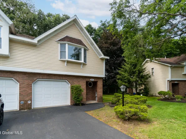 3027 Squire Boulevard, Slingerlands, NY 12159