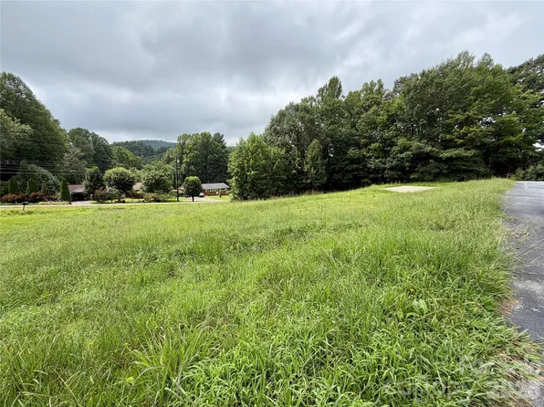 196 Beaman Rd E, Marion, NC 28752