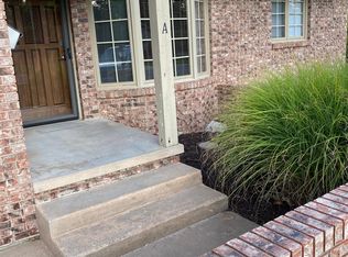 2602 Westminster Dr UNIT B, Hutchinson, KS 67502
