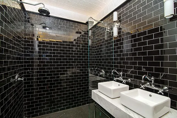 Rented by Gold-Stone Realty | media 42