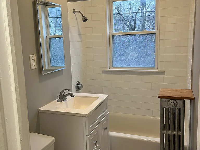 113 Sherwood St #1 — Photo 6