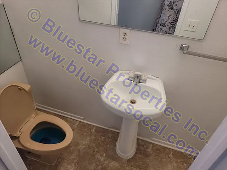 15469 Hesperia Rd — Photo 15