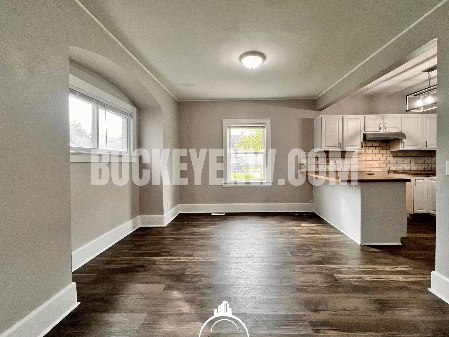 3 Bedroom House — Photo 4