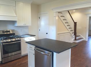 2 Harris Rd, Princeton, NJ 08540