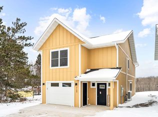 2108 Cottage Hill Cir, Duluth, MN 55811