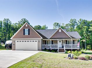 1716 Ashbrook View Ln, Asheboro, NC 27205
