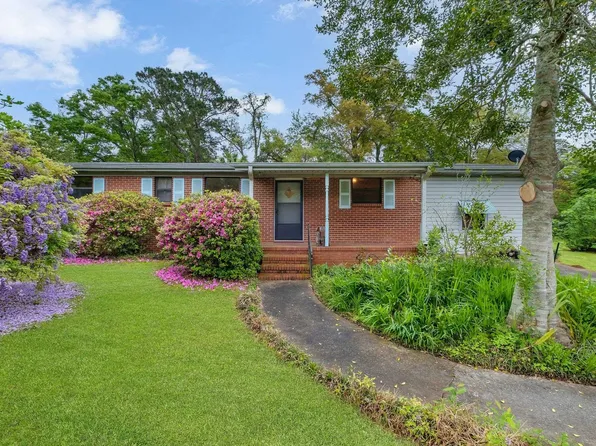 1927 Grimes Ln, Tallahassee, FL 32303