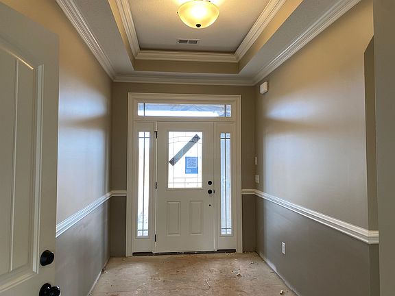 3rd image of 401 Drovers Ct