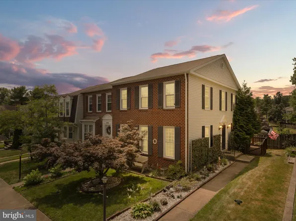 14863 Swallow Ct, Woodbridge, VA 22193