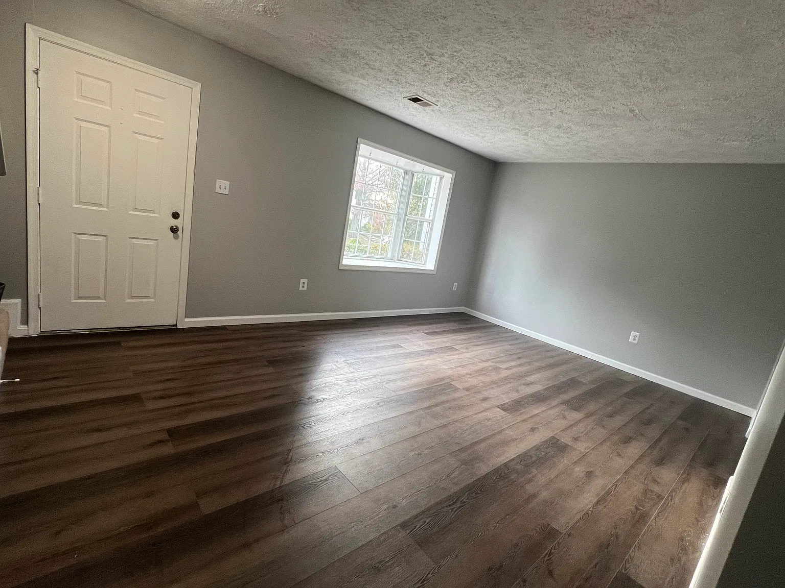 8632 Swann Ct — Photo 2