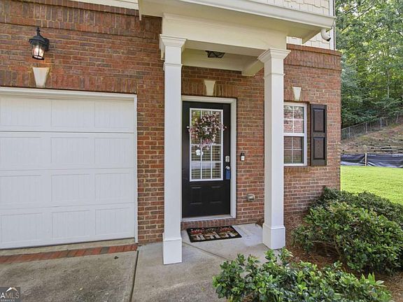 2nd image of 3065 Windcrest Ct