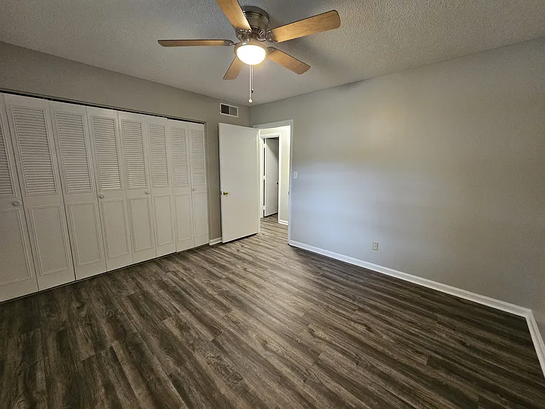 813 Gadd Rd #B — Photo 6