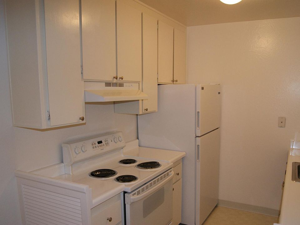 1st image of 150 Sharene Ln APT 209