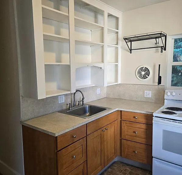 3211 SE 11th Ave #5 — Photo 3