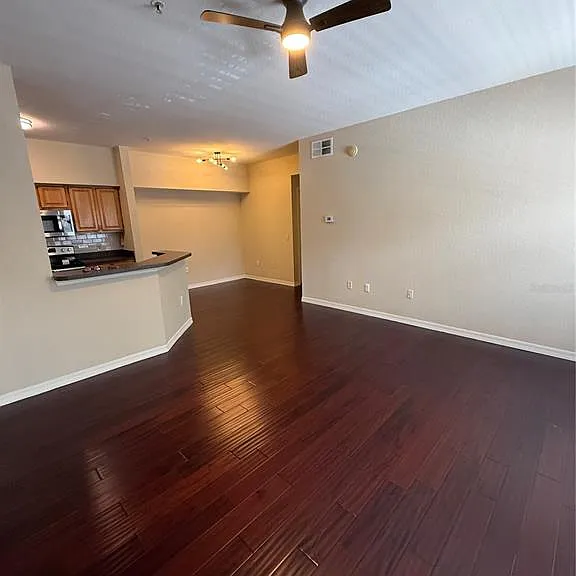 6029 Westgate Dr #725 — Photo 4