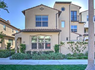 137 Tubeflower #90, Irvine, CA 92618