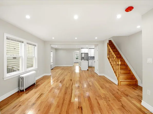 110-28 213th Street, Queens Village, NY 11429