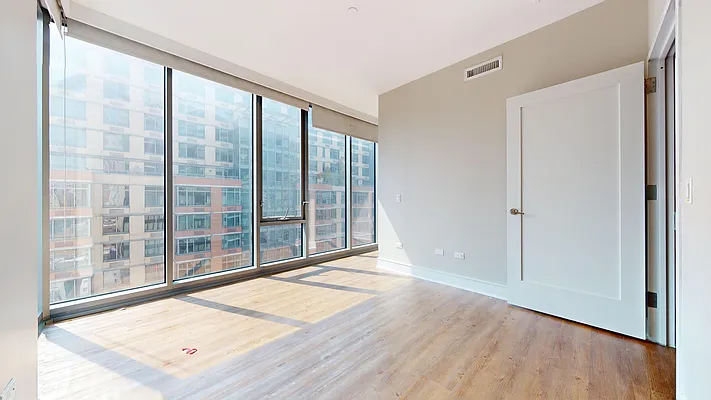 Rented by Bond New York | media 7