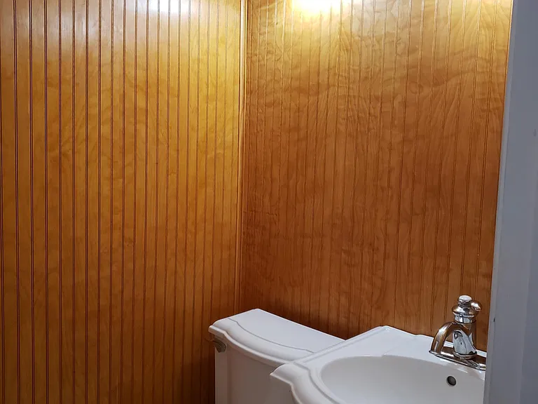 Half Bath (downstairs)