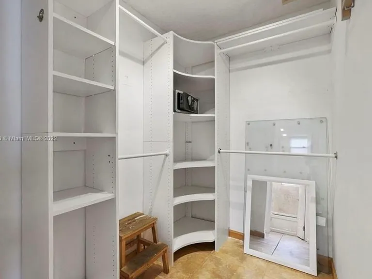 860 Euclid Ave #208 — Photo 34