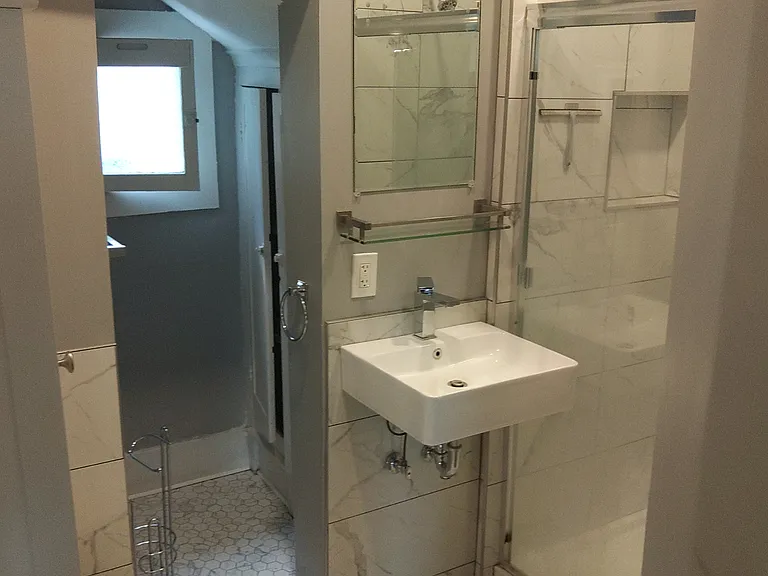 607 N McBride St #1 — Photo 3
