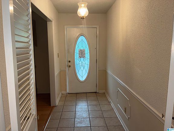 2nd image of 836 Rockingham Rd
