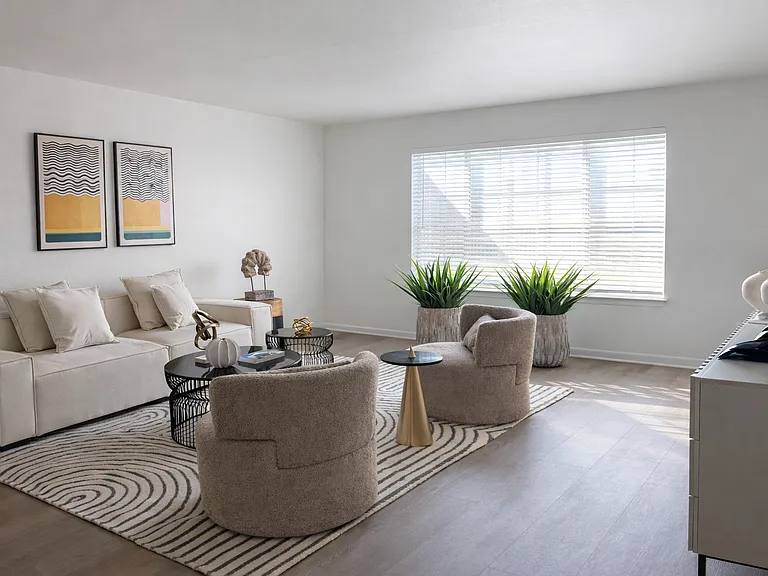 150 Tiger Lily Dr — Photo 4