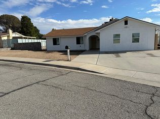 1424 Wofford Dr, Las Cruces, NM 88001