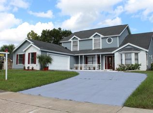 2037 Palm Vista Dr, Apopka, FL 32712